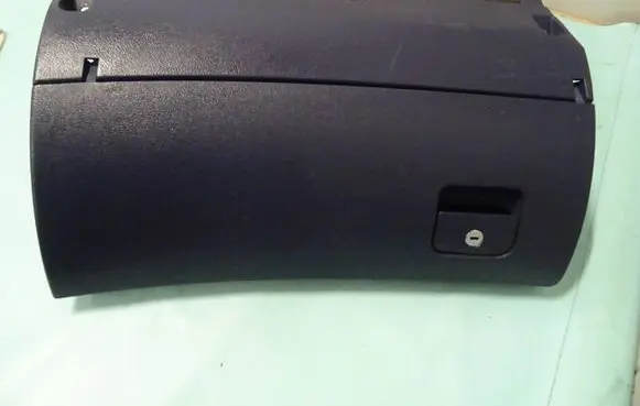 Audi A6 S6 C5 4B Glove box 