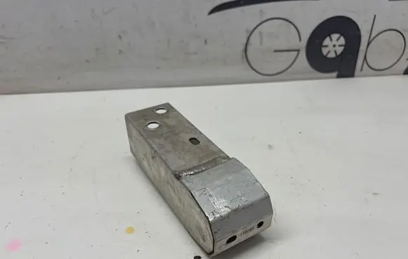 Alfa Romeo Stelvio Front bumper shock/impact absorber 