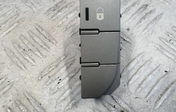 Citroen C5 Central locking switch button 96637757cl 03214210102 1091220847280341