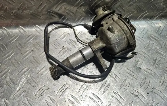 Mitsubishi Galant Spark distributor T3T62471 5612