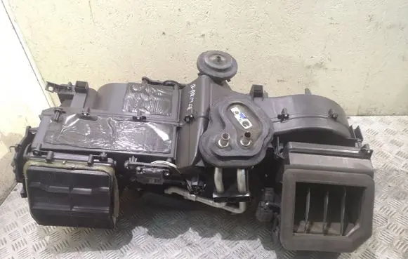 Nissan Armada (WA60) Interior heater climate box assembly 27110ZQ10A