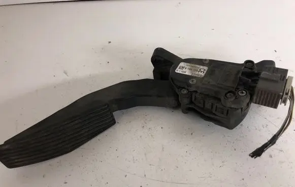 Opel Signum Accelerator throttle pedal 9186724CE