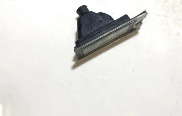 Volvo V70 Number plate light 9187153