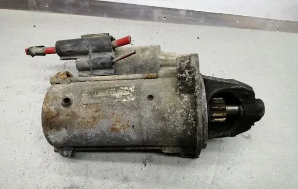 Ford Focus Starter motor 98AB11000CB