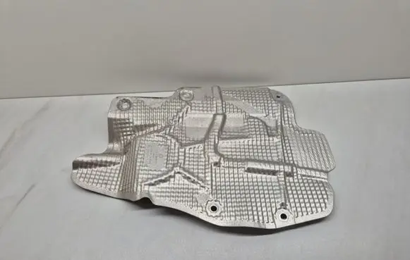 Porsche Cayenne (92A) Heat shield in engine bay 7P5825616B