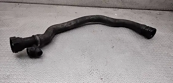 BMW 3 E46 Engine coolant pipe/hose 