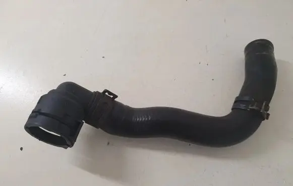 Audi A3 S3 8P Engine coolant pipe/hose 1K0122157D