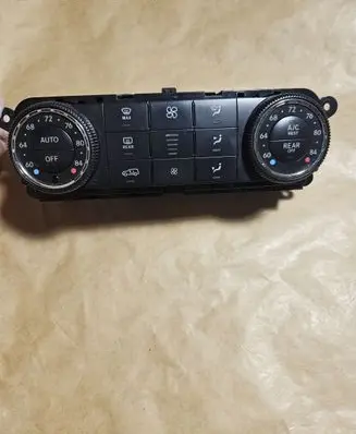Mercedes-Benz GL X164 Climate control unit A2519060700 5HB96491568 A2518206389