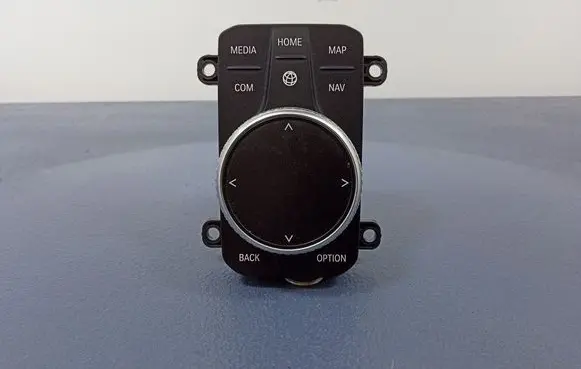 BMW 1 F40 Head unit multimedia control 5A64242