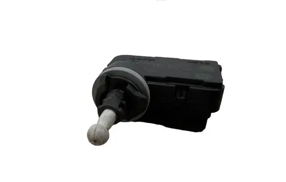 Volkswagen Polo IV 9N3 Headlight level adjustment motor 5P0941295