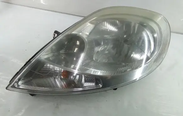 Opel Vivaro Headlight/headlamp