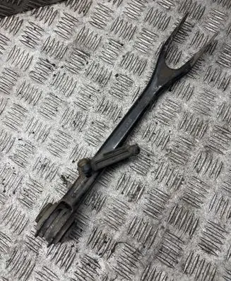 BMW 5 G30 G31 G38 Rear control arm 6861114