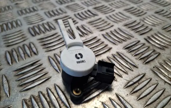 Opel Insignia A Brake pedal sensor switch 10366474