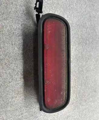 KIA Sorento Third/center stoplight 927003E0