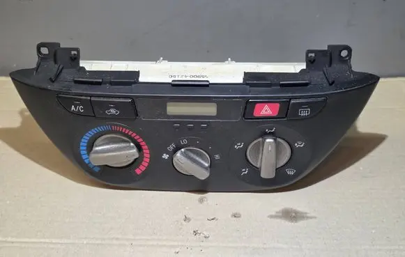 Toyota RAV 4 (XA20) Climate control unit 5590042150