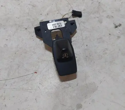 BMW 5 E60 E61 Steering wheel adjustment switch 69477869