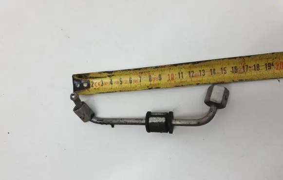 KIA Sportage Fuel line pipe