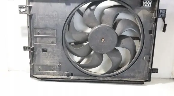Citroen C4 II Air conditioning (A/C) fan (condenser) 