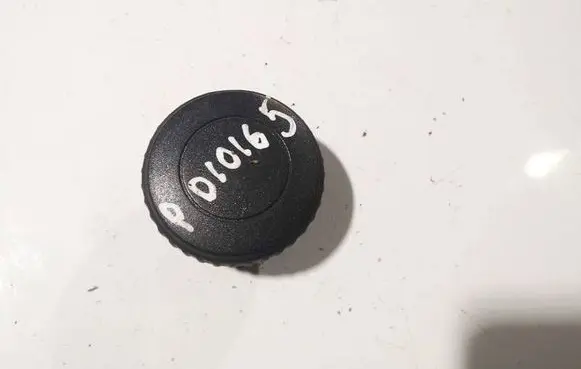 Volkswagen PASSAT B6 Seat adjustment knob 1k0881673