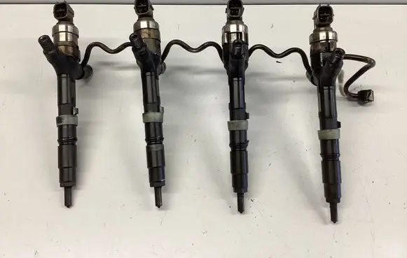 Toyota Previa (XR30, XR40) II Fuel injectors set 2367027030