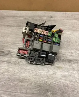 Ford Galaxy Fuse module