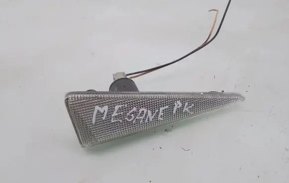 Renault Megane II Front fender indicator light 8200027150
