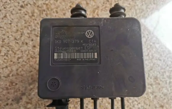 Seat Leon (1P) ABS Pump 1K0907379AC