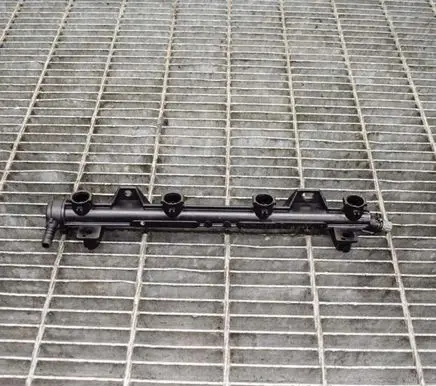 Seat Ibiza III (6L) Fuel main line pipe