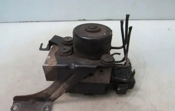 Ford Focus ABS Pump 10094801033 5WK8447