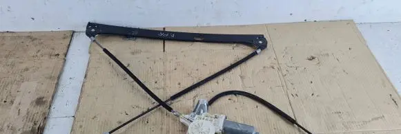 Mercedes-Benz Vaneo W414 Front door window regulator with motor A4147201146 992083300 ZGS002
