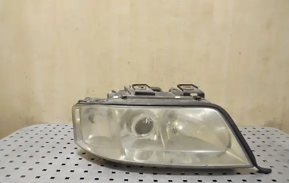 Audi A6 S6 C5 4B Headlight/headlamp