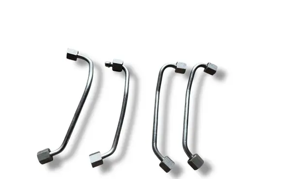 Fuel injector supply line/pipe