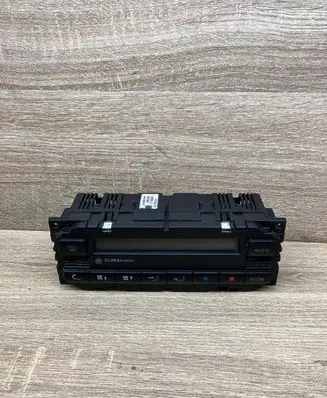 Volkswagen PASSAT B5.5 Climate control unit 3B1907044H 2400022303