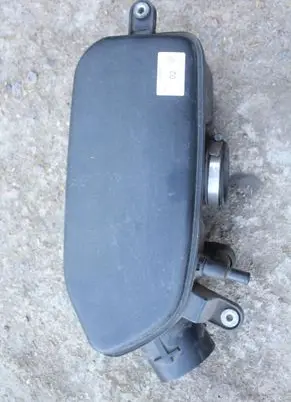 Subaru Impreza I Intake resonator 