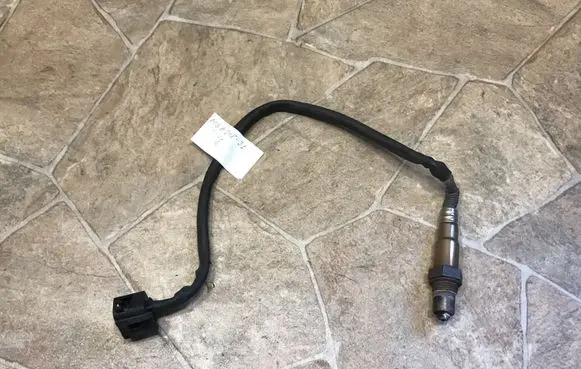 BMW 7 F01 F02 F03 F04 Lambda probe sensor 7576673