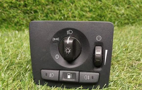 Volvo S40 Light switch 30739299