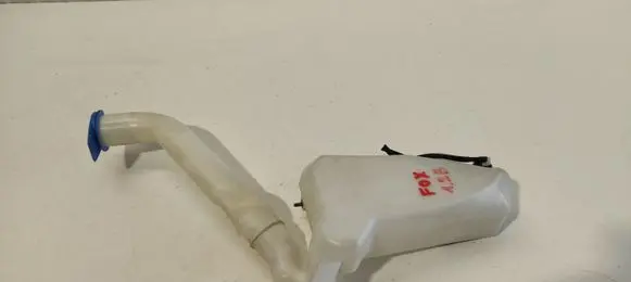 Volkswagen Fox Windshield washer fluid reservoir/tank 6Q0955453