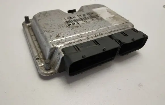 Volkswagen Golf IV Engine control unit/module 038906012FA 0281010650