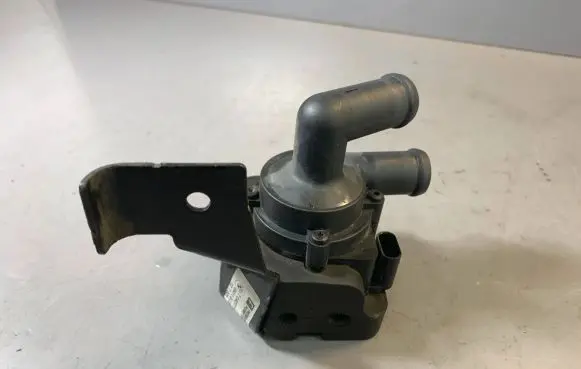 BMW 5 F10 F11 Electric auxiliary coolant/water pump 9239313 64119253081 9253081