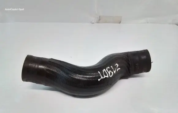 Opel Zafira B Intercooler hose/pipe 55557037 498891