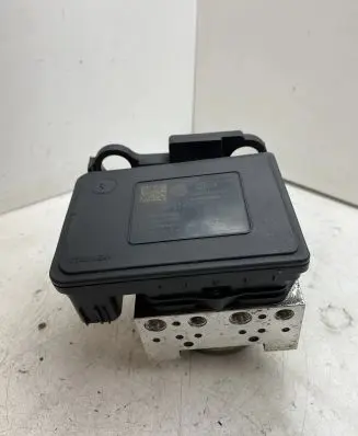Volkswagen Golf Sportsvan ABS Pump 3Q0907379AA