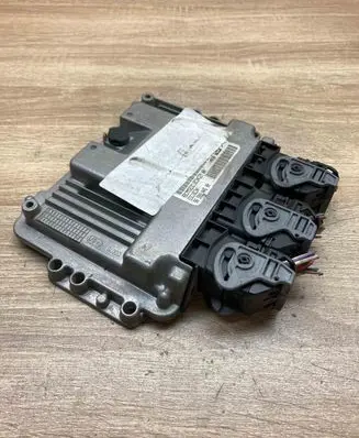 Citroen C4 I Engine control unit/module ECU 9658944580 0281011629