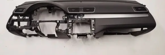 Volkswagen PASSAT B7 Dashboard 3c1857009 3aa880204