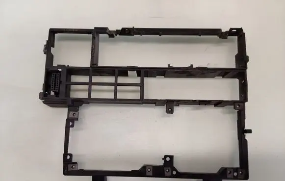 Volkswagen Transporter - Caravelle T4 Radio/GPS head unit trim 7D1858089