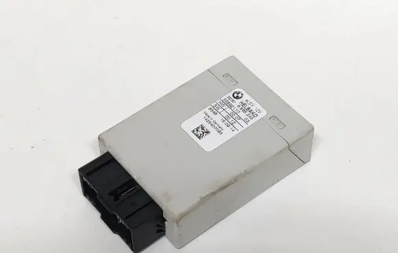 BMW X5 F15 Steering rack control module 6865245