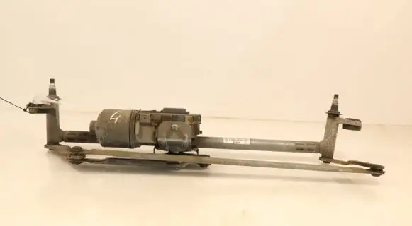 Skoda Octavia Mk2 (1Z) Front wiper linkage and motor 3397021452