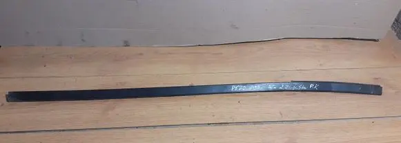Peugeot 4007 Windshield trim 7400A053