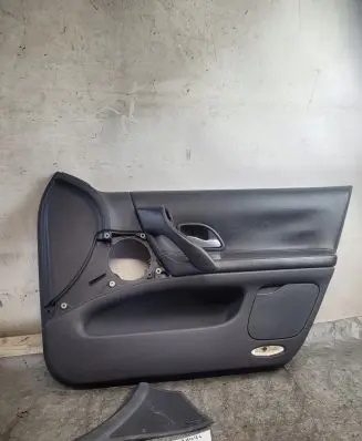 Renault Laguna II Front door card panel trim 8200015759