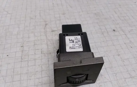 Opel Vectra C Seat heating switch 13138252WF 32429811