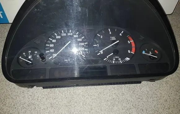 BMW 5 E39 Speedometer (instrument cluster) 62116907018 110008735112